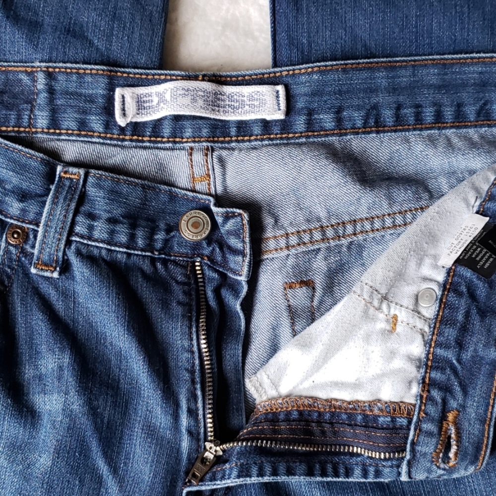 Express Jeans - Picture 3 of 6